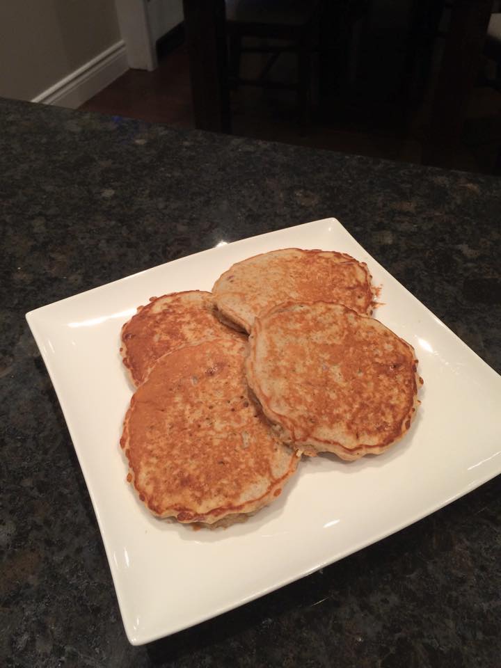 Apple & Oatmeal Pancakes Nutrition at a Glance by Robin Glance
